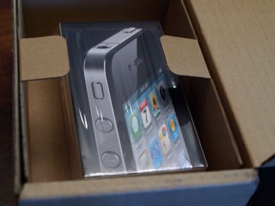 Apple iPhone 4 Phone 32GB