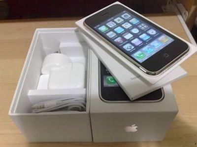 Apple iPhone 4 32GB