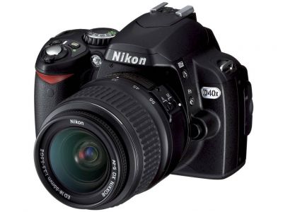 Nikon  New Nikon D40