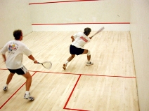 Aanleg onderhoud renovatie squash squashbanen