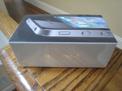 Apple iPhone 4G 32GB Black Unlocked