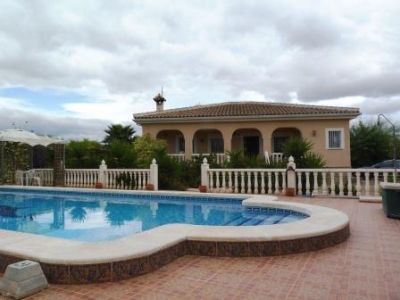 Costa Blanca: ruimte, rust en privacy in grote villa met prive zwembad