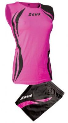 * Sporttenues vanaf � 14,00 * Trainingspakken vanaf � 29,50 * Sporttassen vanaf � 16,00