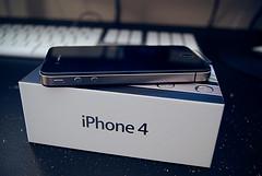 Buy 2 Get 1 Free: Apple iPhone 4 (16/32gb) / BlackBerry (Bold 3 9780/Torch 9800) / Nokia (N8 16GB/N9
