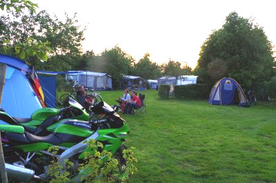 Boerderij met motor- / TT camping in Drenthe
