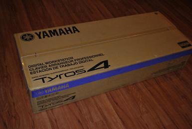 Yamaha Tyros 4 