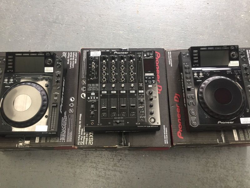 Te koop Pioneer DDJ-SX2 .600 /Pioneer XDJ-RX..900 /Pioneer DDJ-SZ..1000