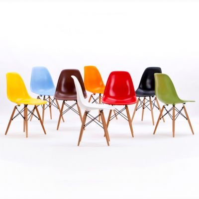 Eames DSW en DSR design stoelen.   Nieuwe Charles Eames, DSW en DSR design stoelen voor slechts  69