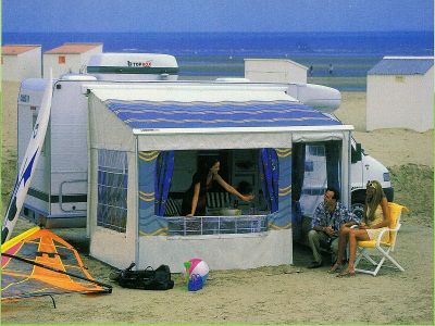 SAFARI-ROOM van OMNISTOR   past op 