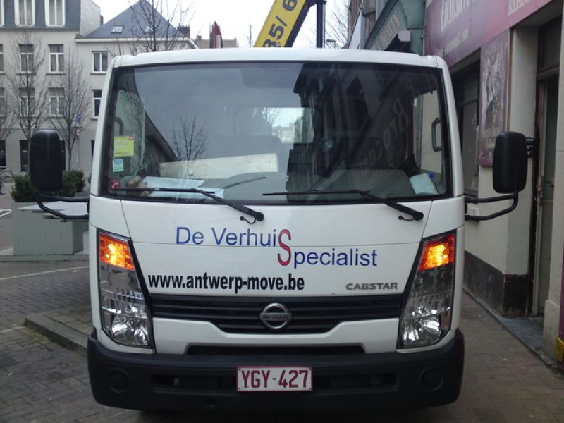 Uw ladderliftspecialist ladderliftservice verhuisliftservice meubelliftservice 