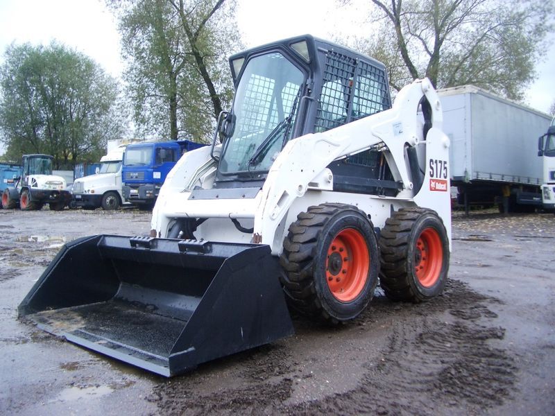 Bobcat S175 schranklader 