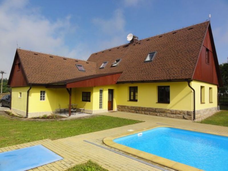 4 schitterende vakantiehuizen met privé zwembad in Tsjechë Reuzengebergte
